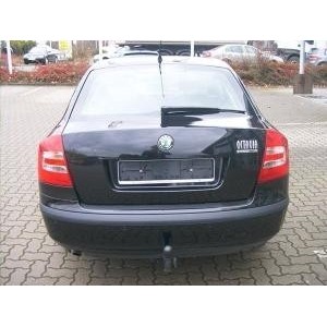 ATTELAGE Skoda Octavia 06/2004-03/2013 (1Z) - COL DE CYGNE - attache remorque BRINK-THULE