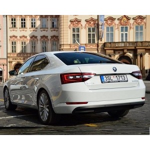 ATTELAGE SKODA SUPERB 2015- (3V3) - COL DE CYGNE - BRINK-THULE