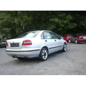 ATTELAGE VOLVO S40 berline 2000 -2003 - COL DE CYGNE - attache remorque BRINK-THULE 