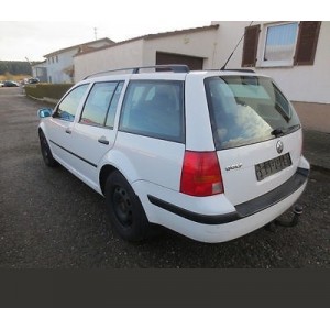 ATTELAGE VOLKSWAGEN GOLF BREAK 1997-2005 - COL DE CYGNE - attache remorque BRINK-THULE
