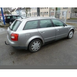 ATTELAGE AUDI A4 break 06/2001-11/2004 (Quattro et S-Line) - Col de cygne - attache remorque BRINK-THULE